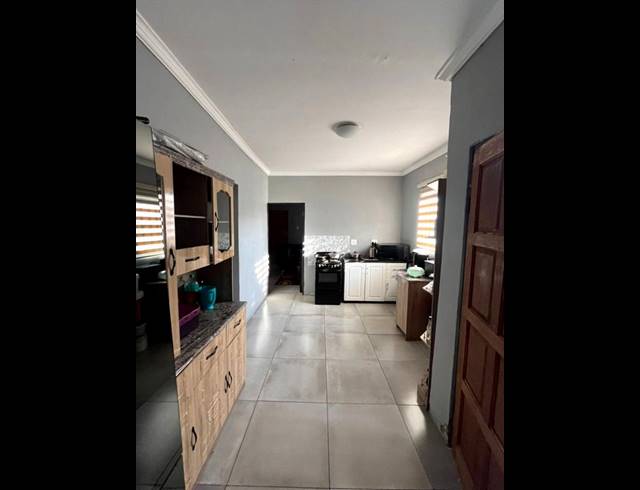 2 BEDROOM PROPERTY TO RENT IN NALEDI
